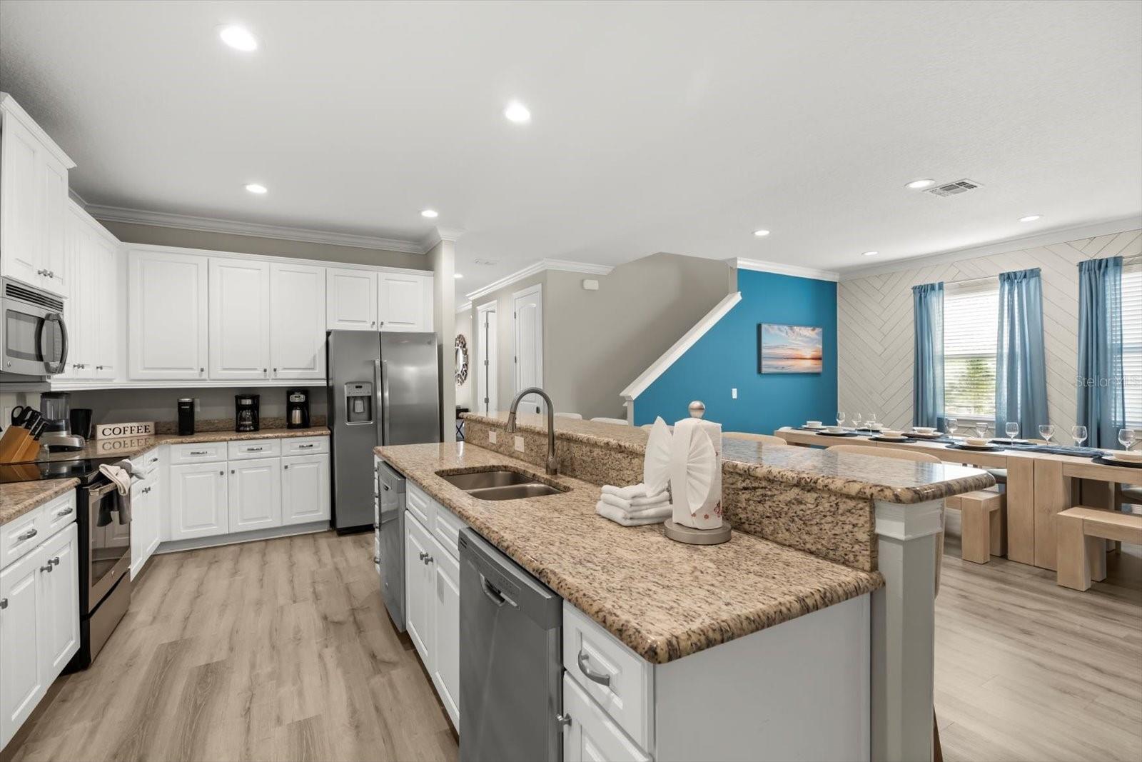 Image 27 of 72 For 7861 Palmilla Court