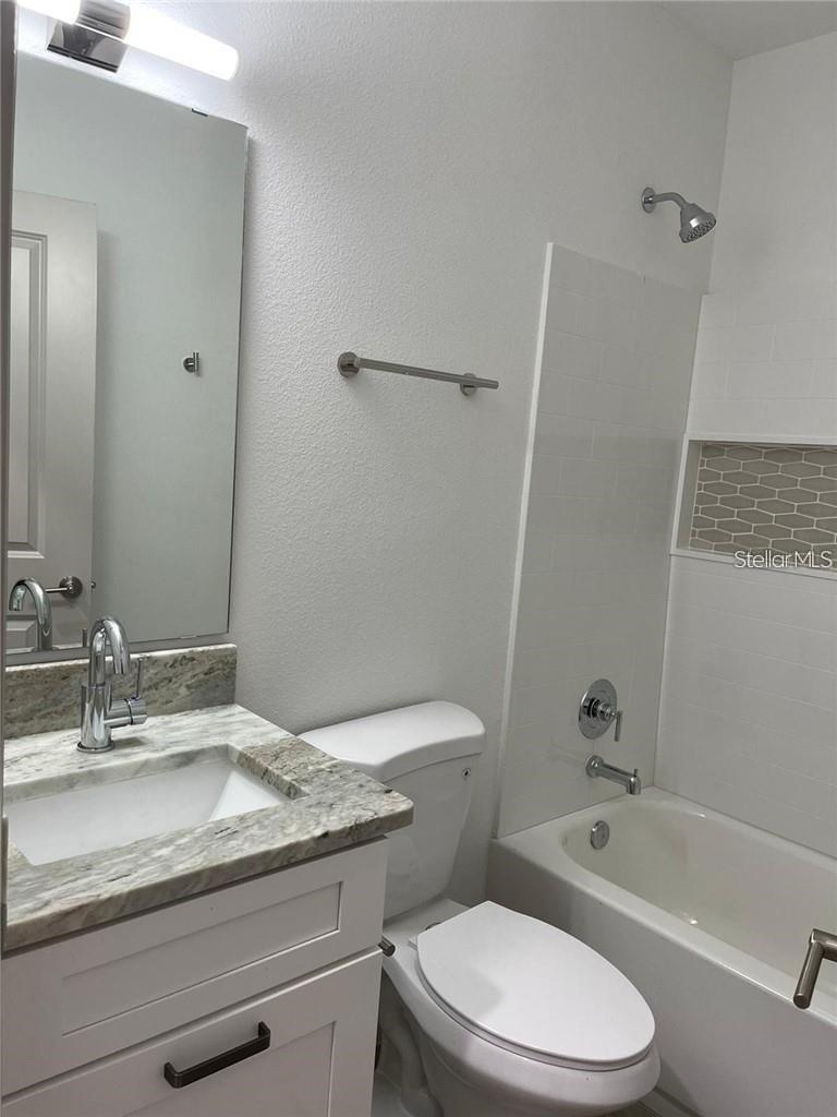 Image 6 of 9 For 227 Balboa Drive