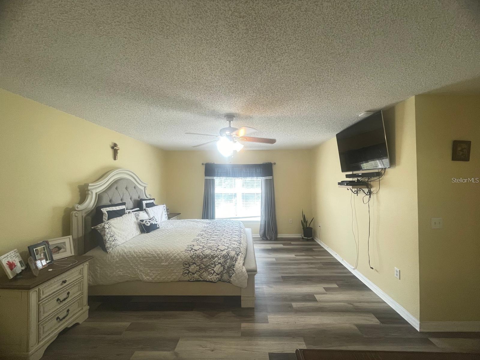 Image 16 of 36 For 1502 Fort Meade Place