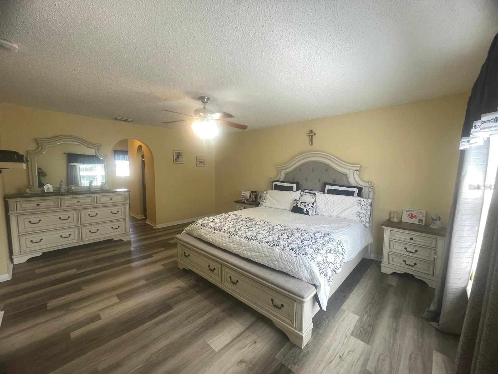 Image 17 of 36 For 1502 Fort Meade Place