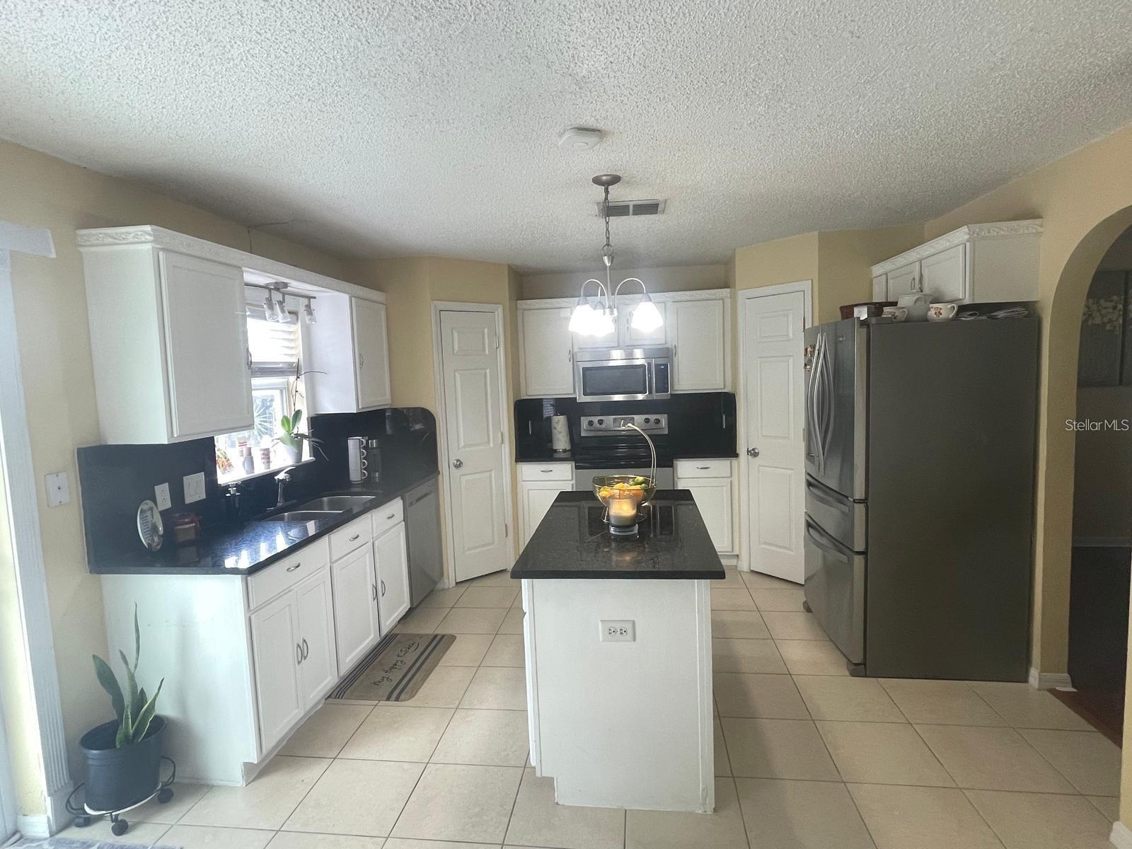 Image 4 of 36 For 1502 Fort Meade Place