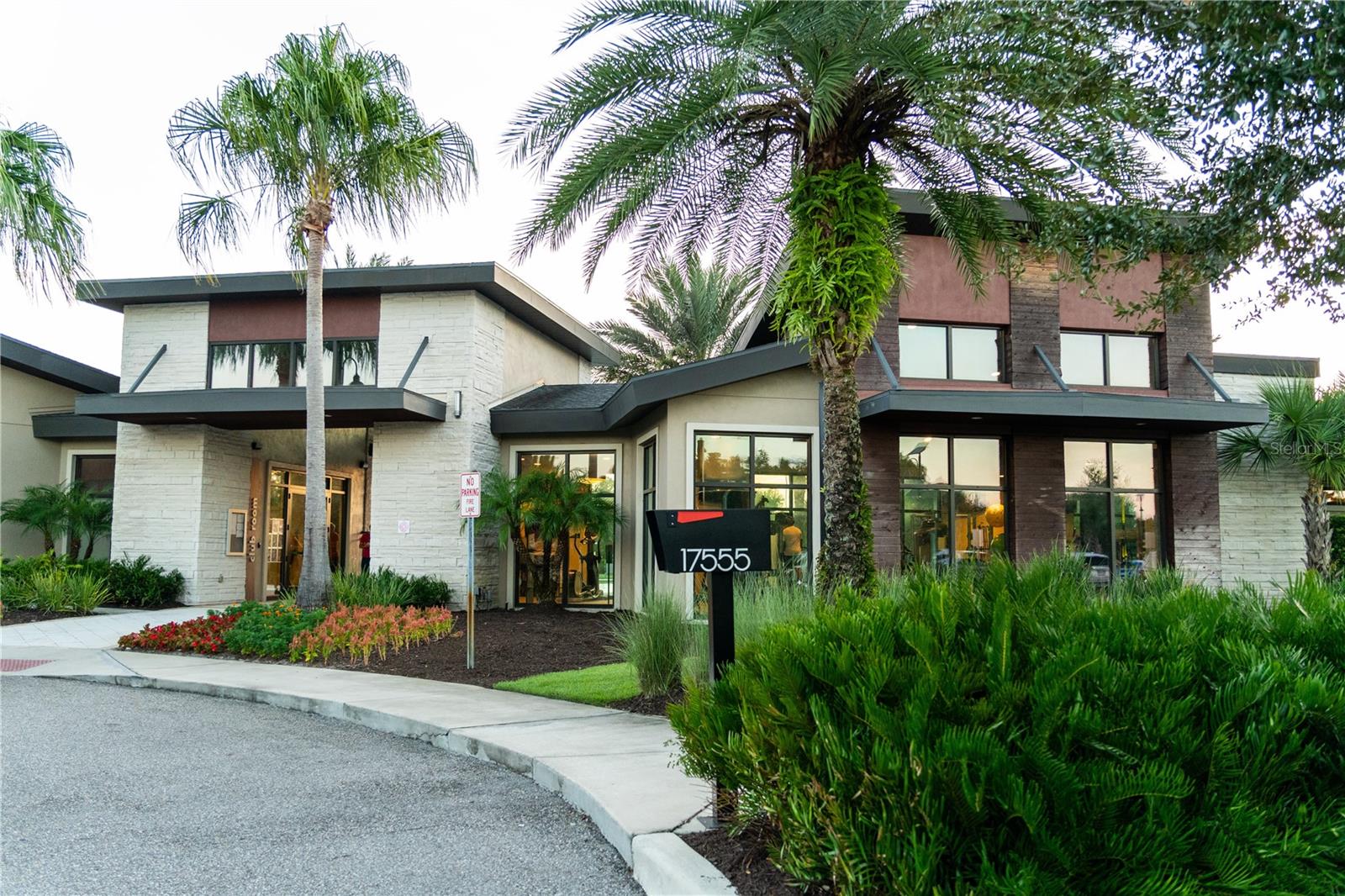 Image 37 of 55 For 2377 Palm Park Loop