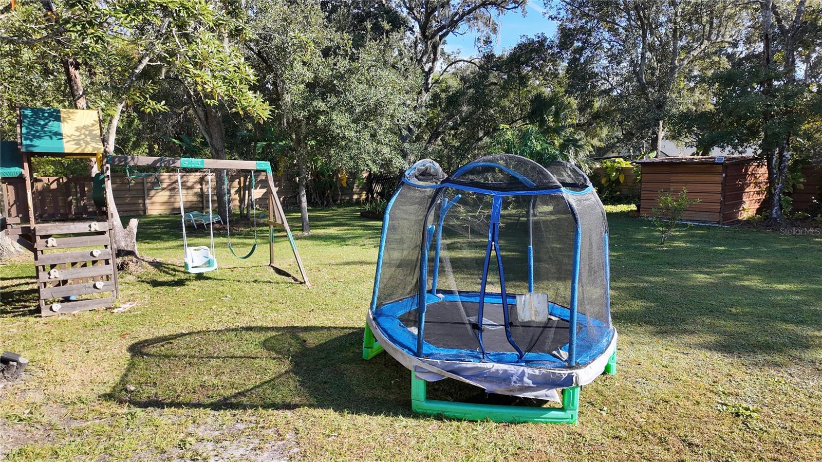 Image 10 of 41 For 3368 Blossom Street