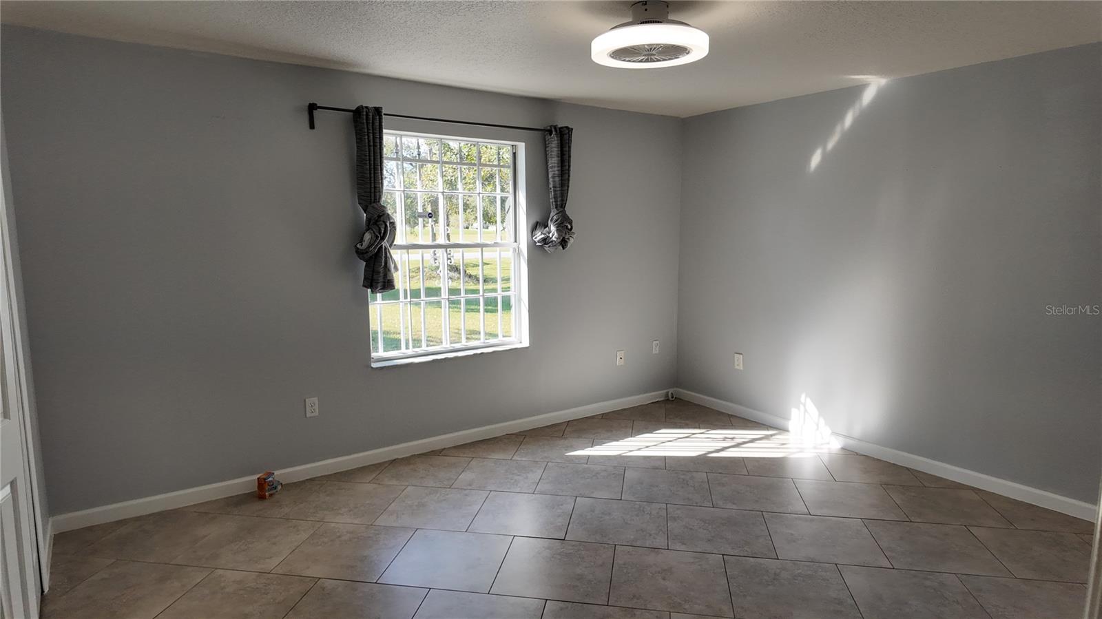 Image 18 of 41 For 3368 Blossom Street