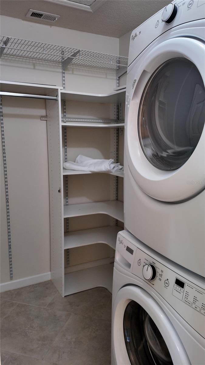 Image 24 of 41 For 3368 Blossom Street