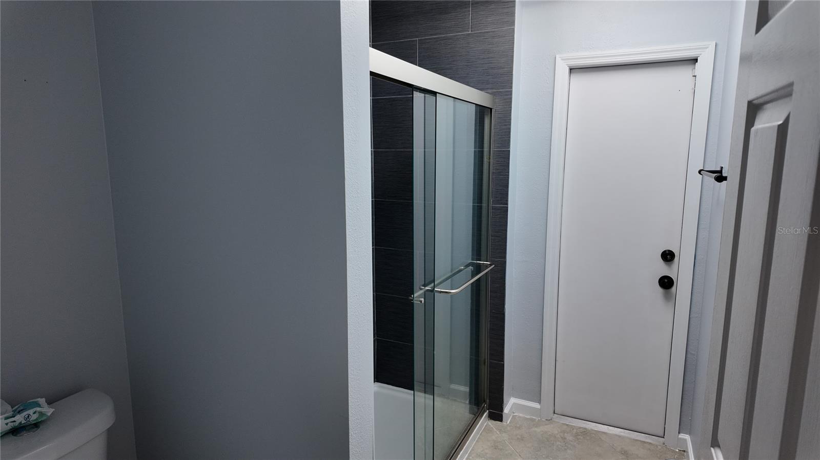 Image 29 of 41 For 3368 Blossom Street