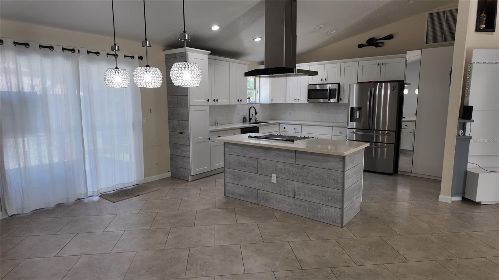 Image 30 of 41 For 3368 Blossom Street