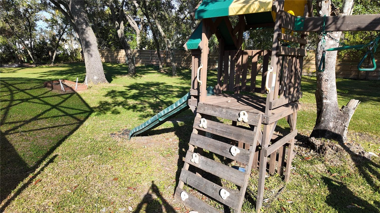 Image 33 of 41 For 3368 Blossom Street