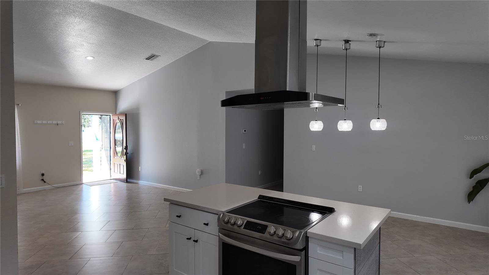 Image 7 of 41 For 3368 Blossom Street