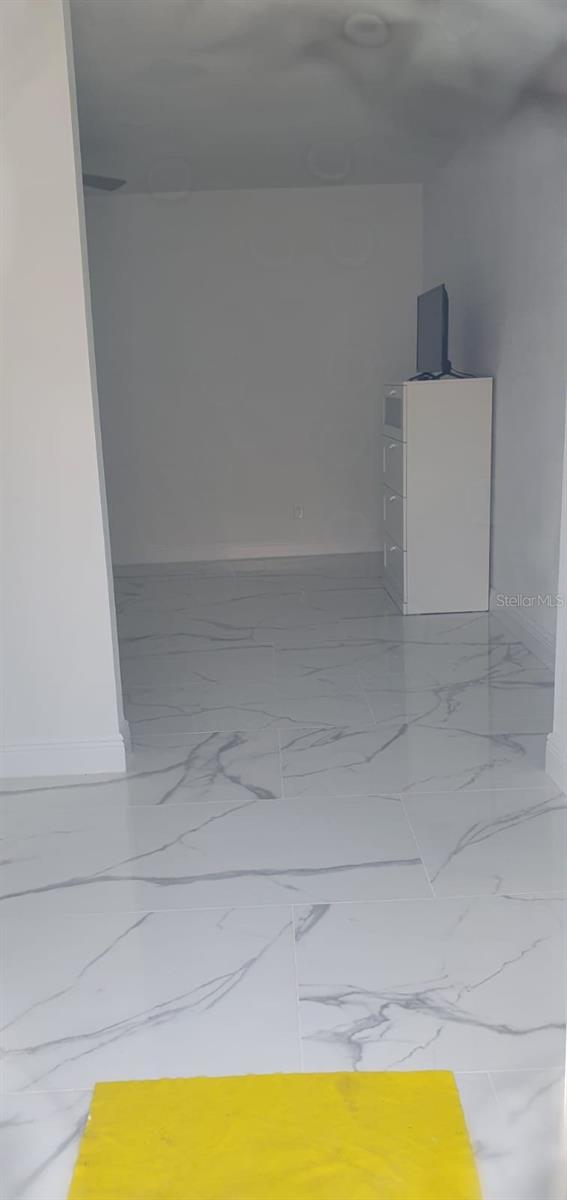 Image 5 of 10 For 13143 Dallas Woods Lane Garage