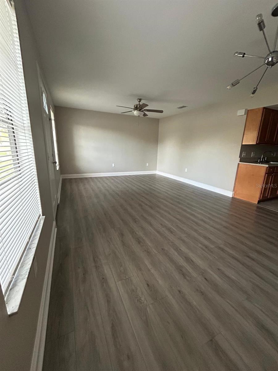 Image 4 of 13 For 2501 2nd Street