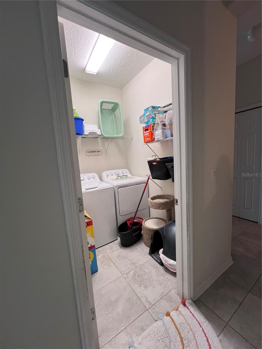 Image 14 of 25 For 1638 Chatsworth Circle