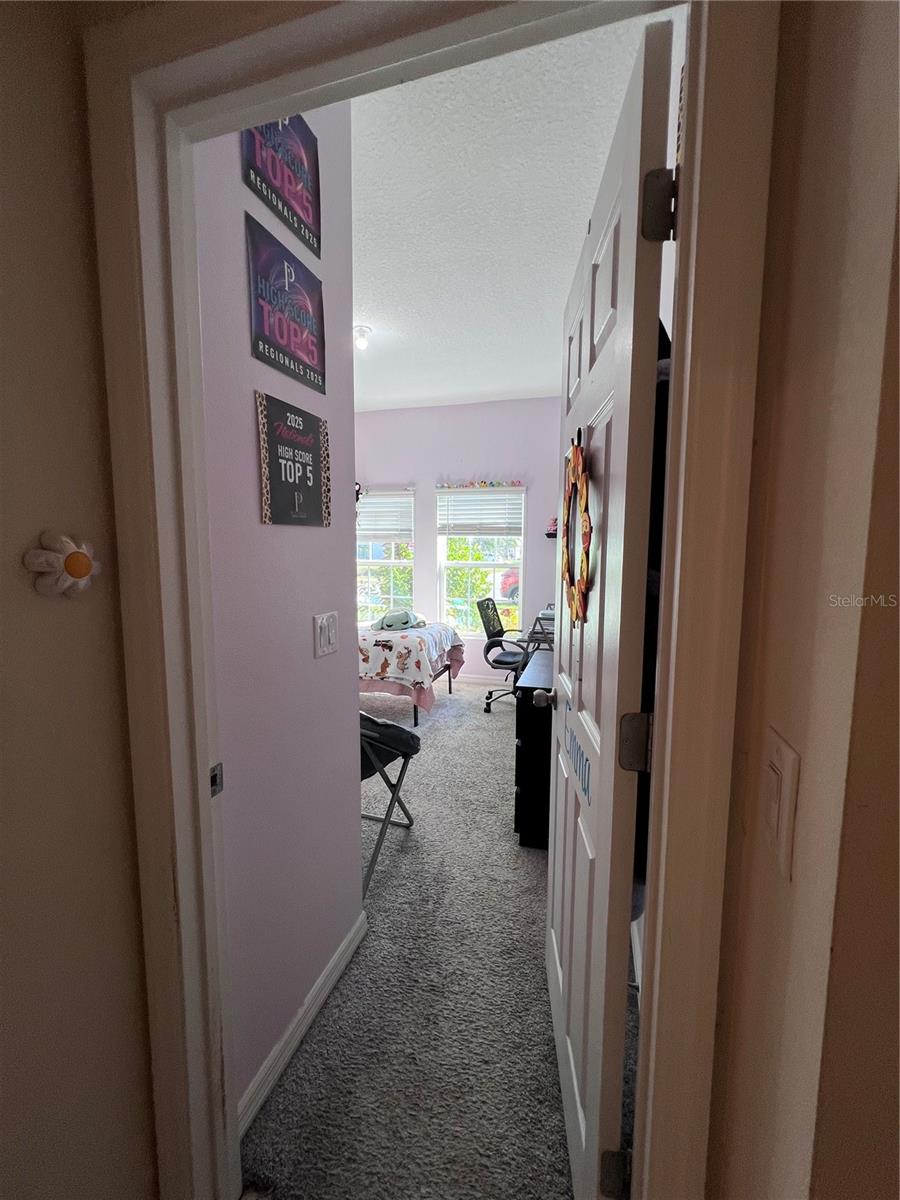 Image 21 of 25 For 1638 Chatsworth Circle