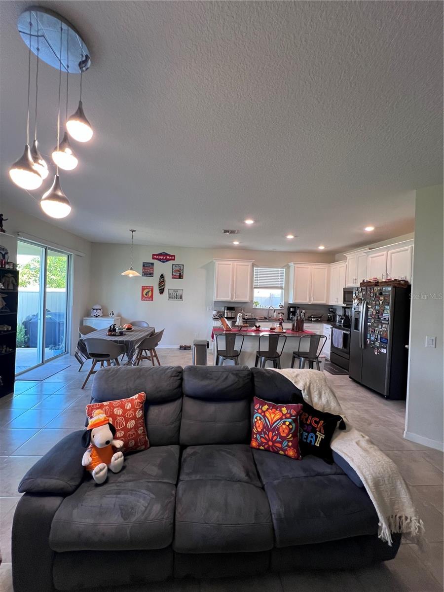 Image 9 of 25 For 1638 Chatsworth Circle