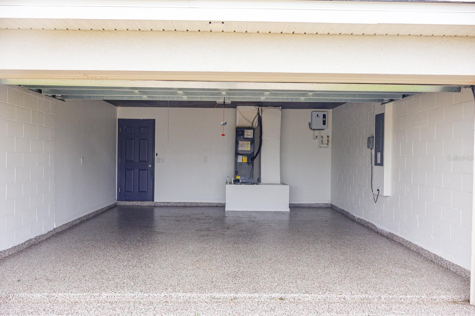 Image 25 of 28 For 2014 Dexter Street