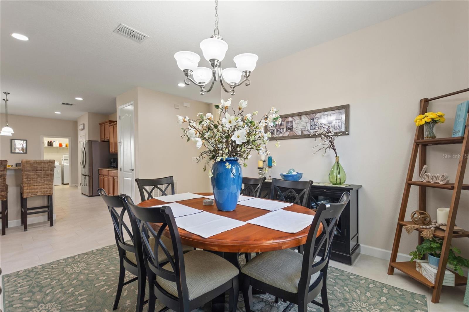 Image 16 of 66 For 1389 Dolphin Head Street