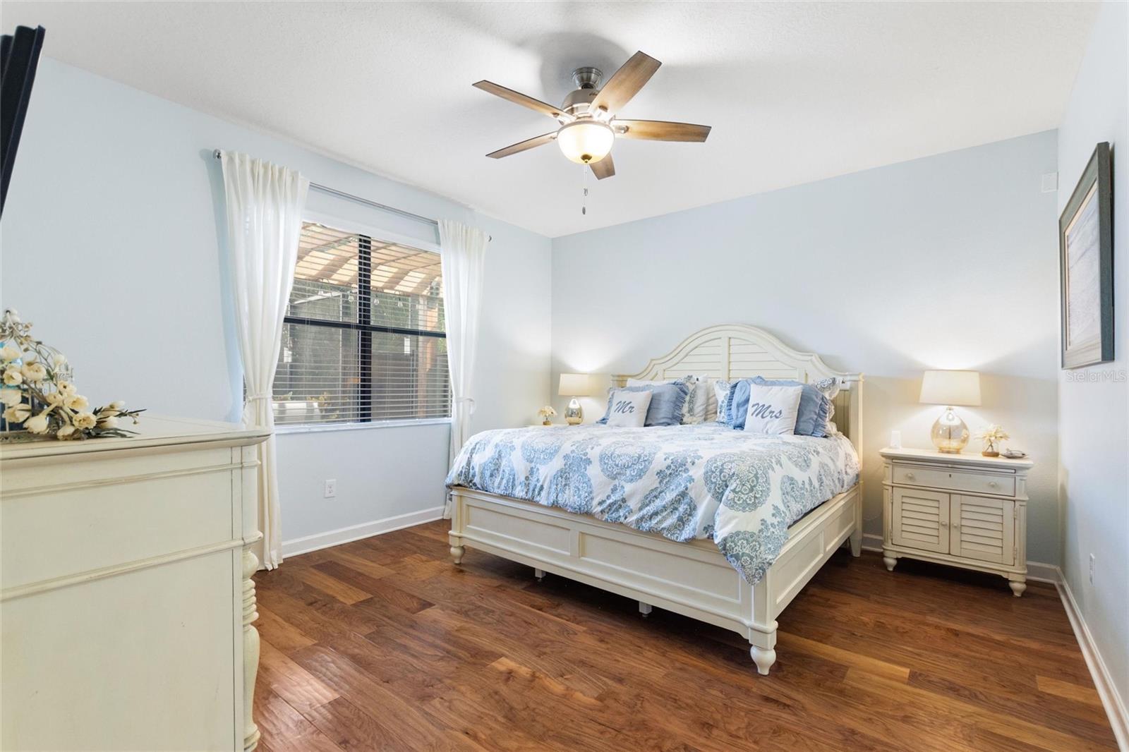 Image 17 of 66 For 1389 Dolphin Head Street