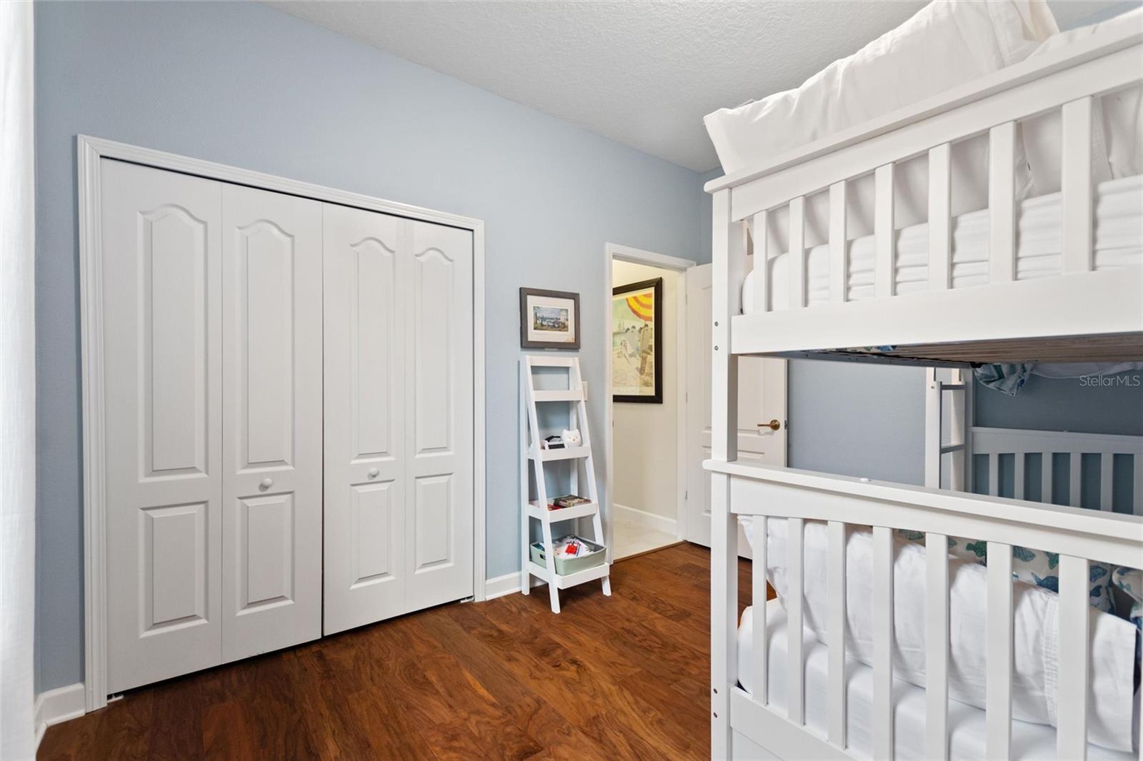 Image 29 of 66 For 1389 Dolphin Head Street