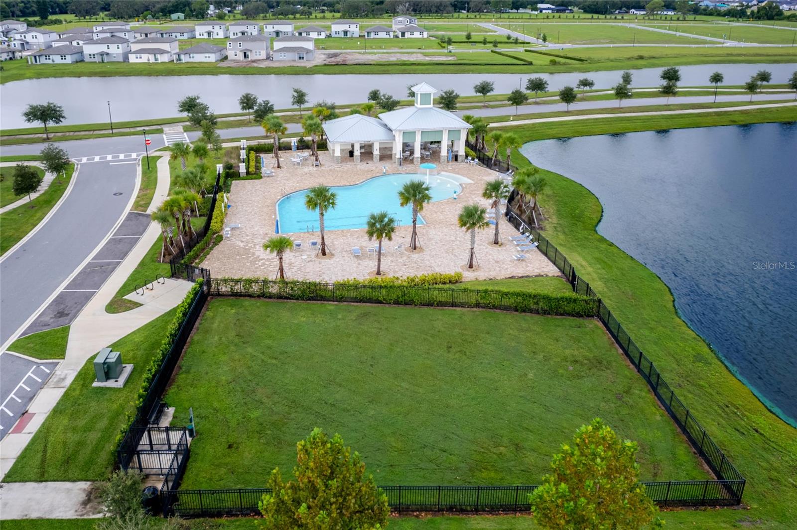 Image 38 of 46 For 2943 Sunstar Drive