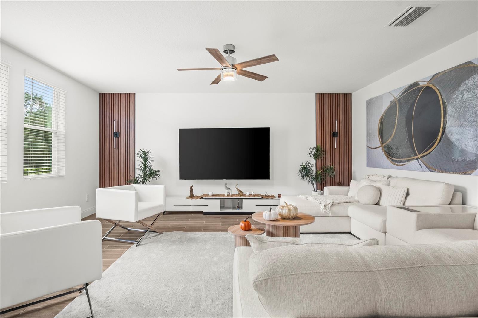 Image 6 of 46 For 2943 Sunstar Drive