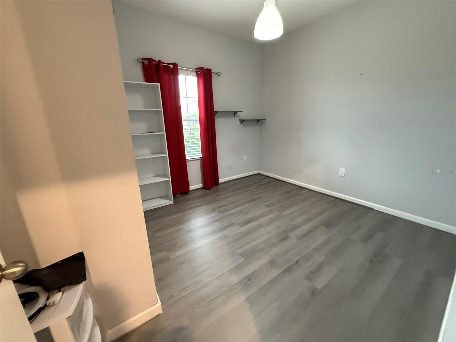 Image 12 of 35 For 209 Citrus Pointe Drive