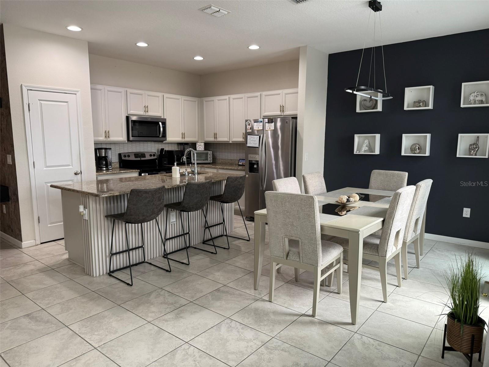 Image 6 of 35 For 209 Citrus Pointe Drive