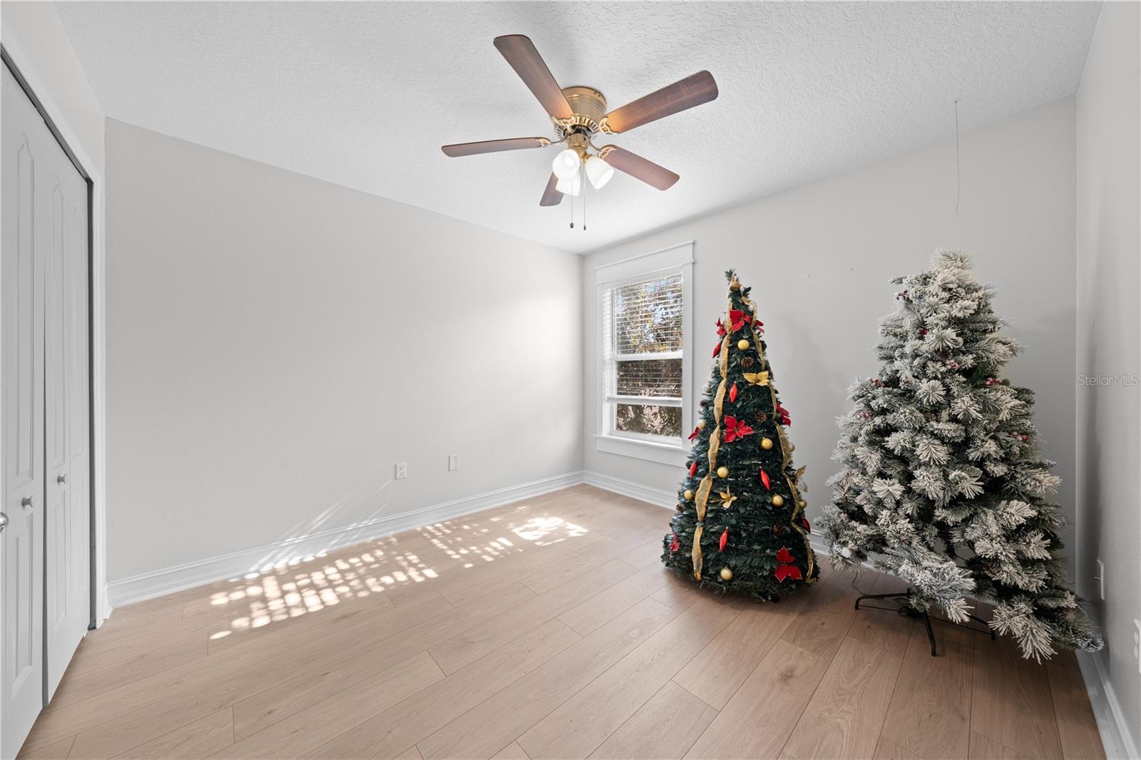 Image 24 of 56 For 3341 Bracken Fern Drive