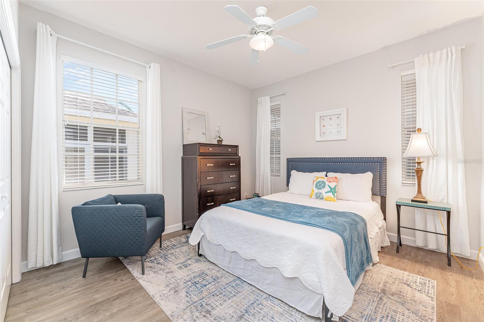 Image 19 of 44 For 225 High Vista Drive