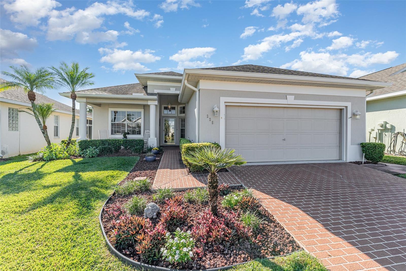 Image 3 of 44 For 225 High Vista Drive