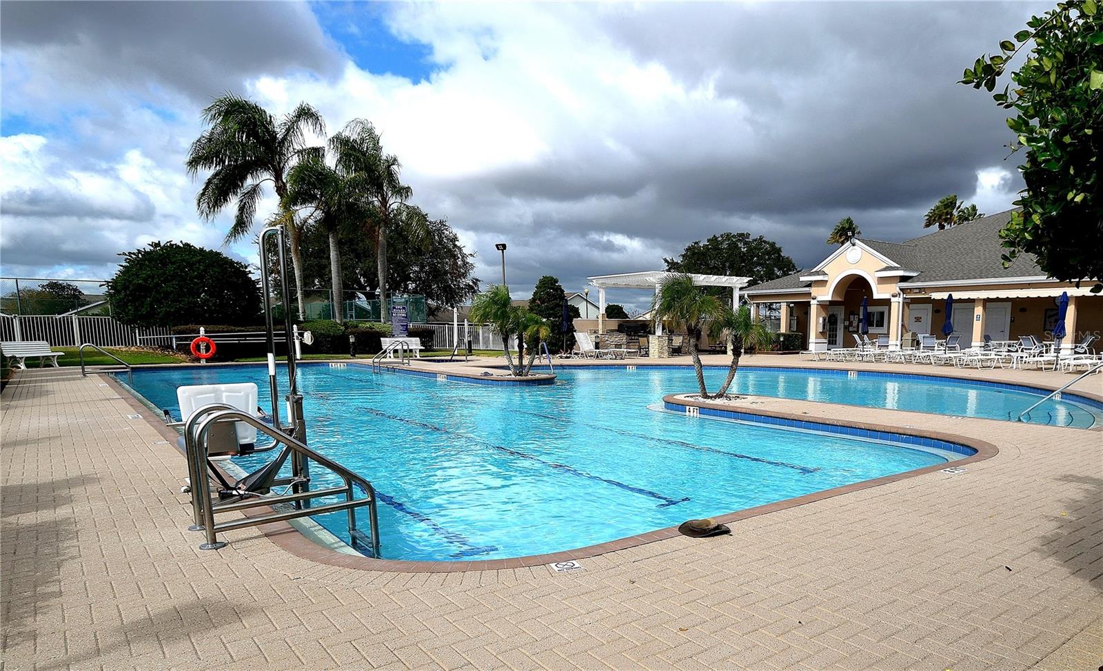 Image 31 of 44 For 225 High Vista Drive