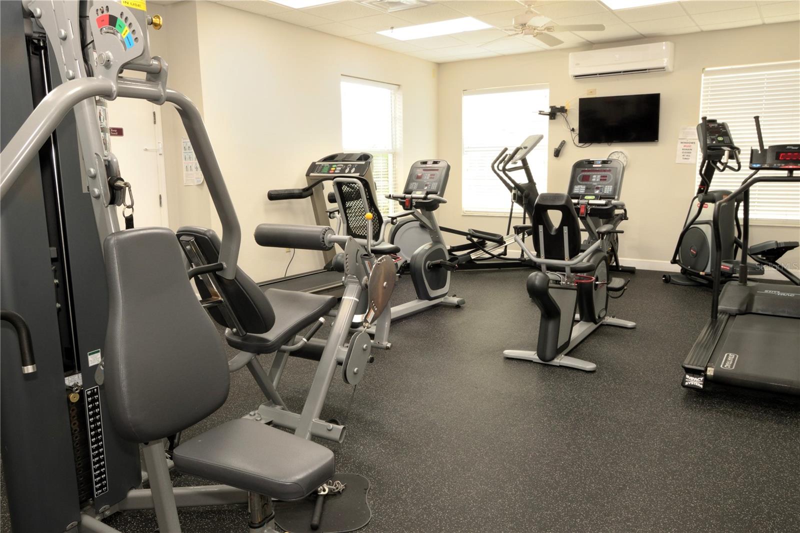 Image 34 of 44 For 225 High Vista Drive