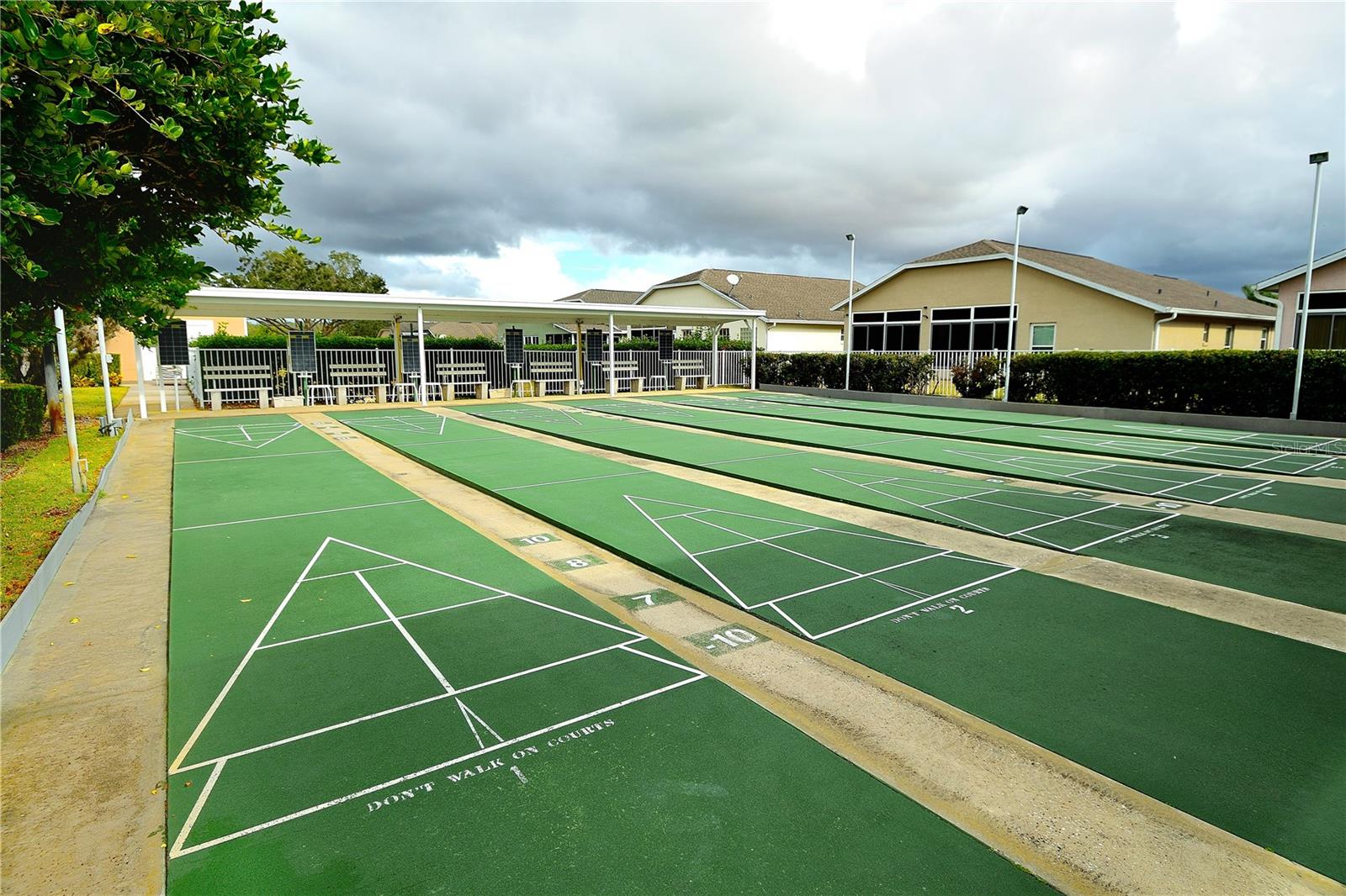 Image 37 of 44 For 225 High Vista Drive