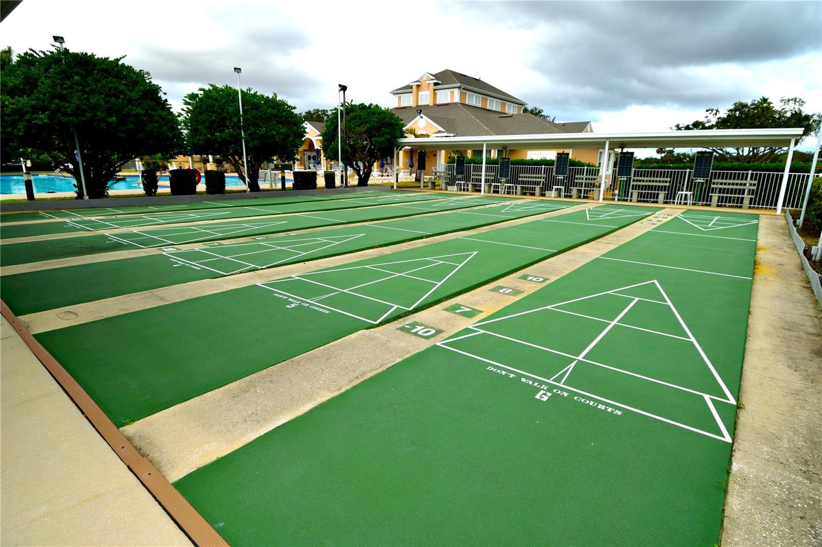 Image 38 of 44 For 225 High Vista Drive