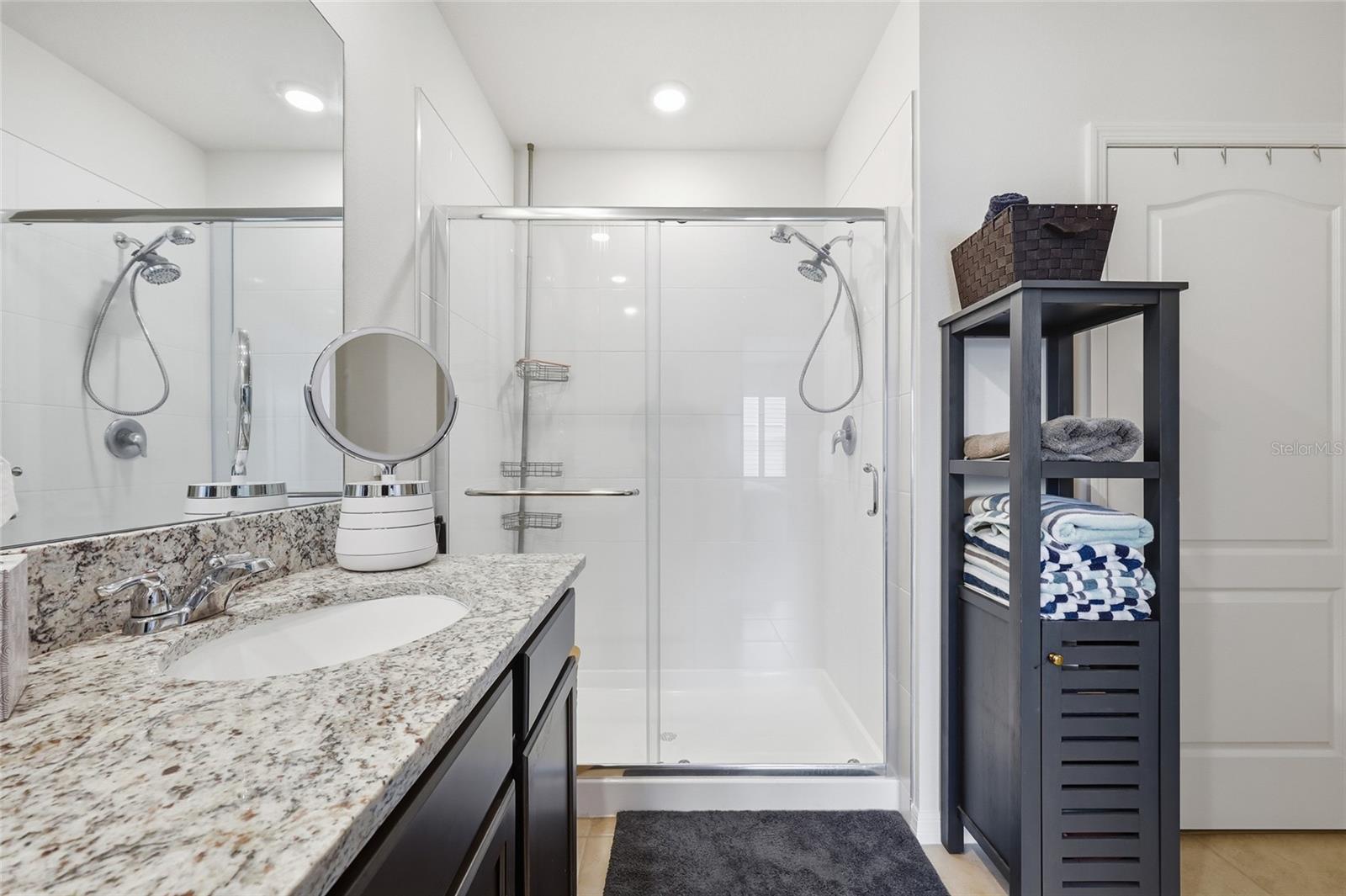 Image 26 of 40 For 1989 Carnostie Road