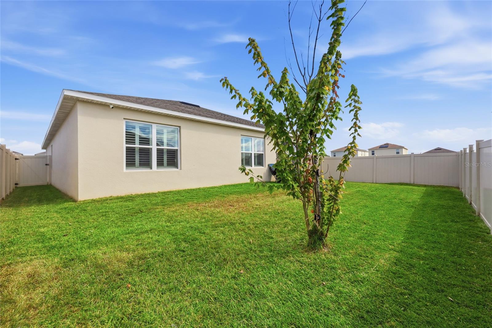 Image 27 of 40 For 1989 Carnostie Road