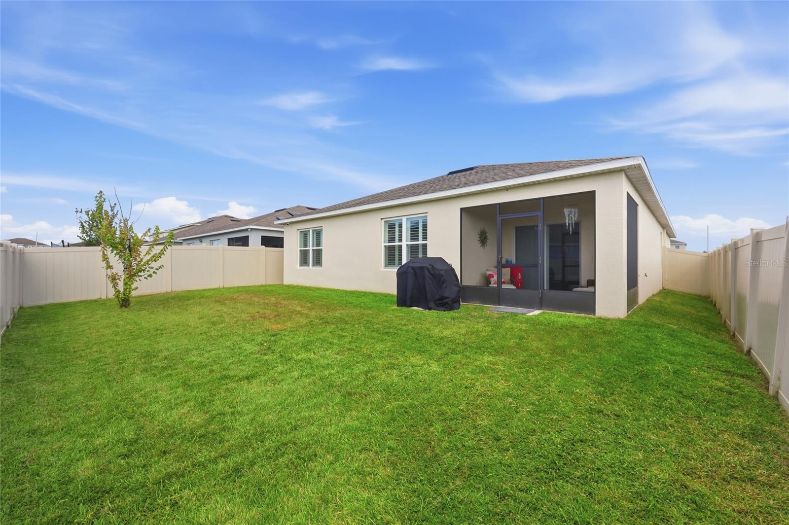 Image 28 of 40 For 1989 Carnostie Road