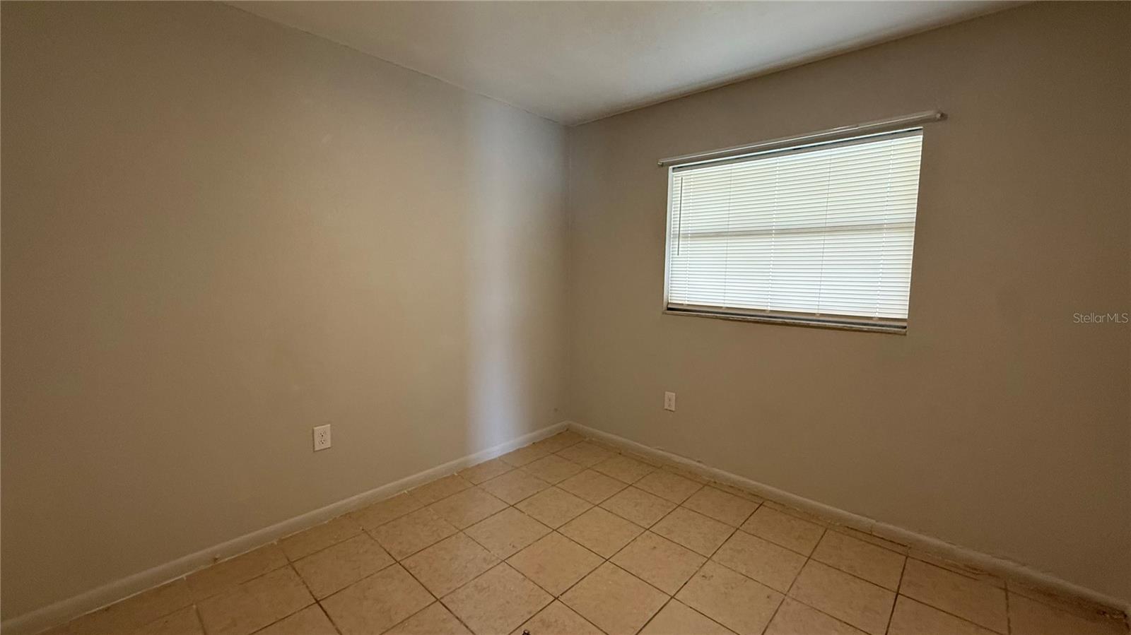 Image 7 of 12 For 207 Mill Street