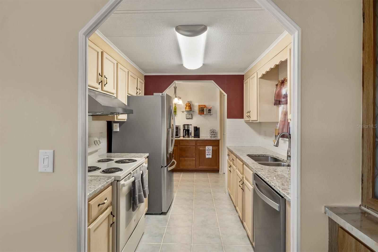 Image 10 of 47 For 4077 Rolling Oaks Drive