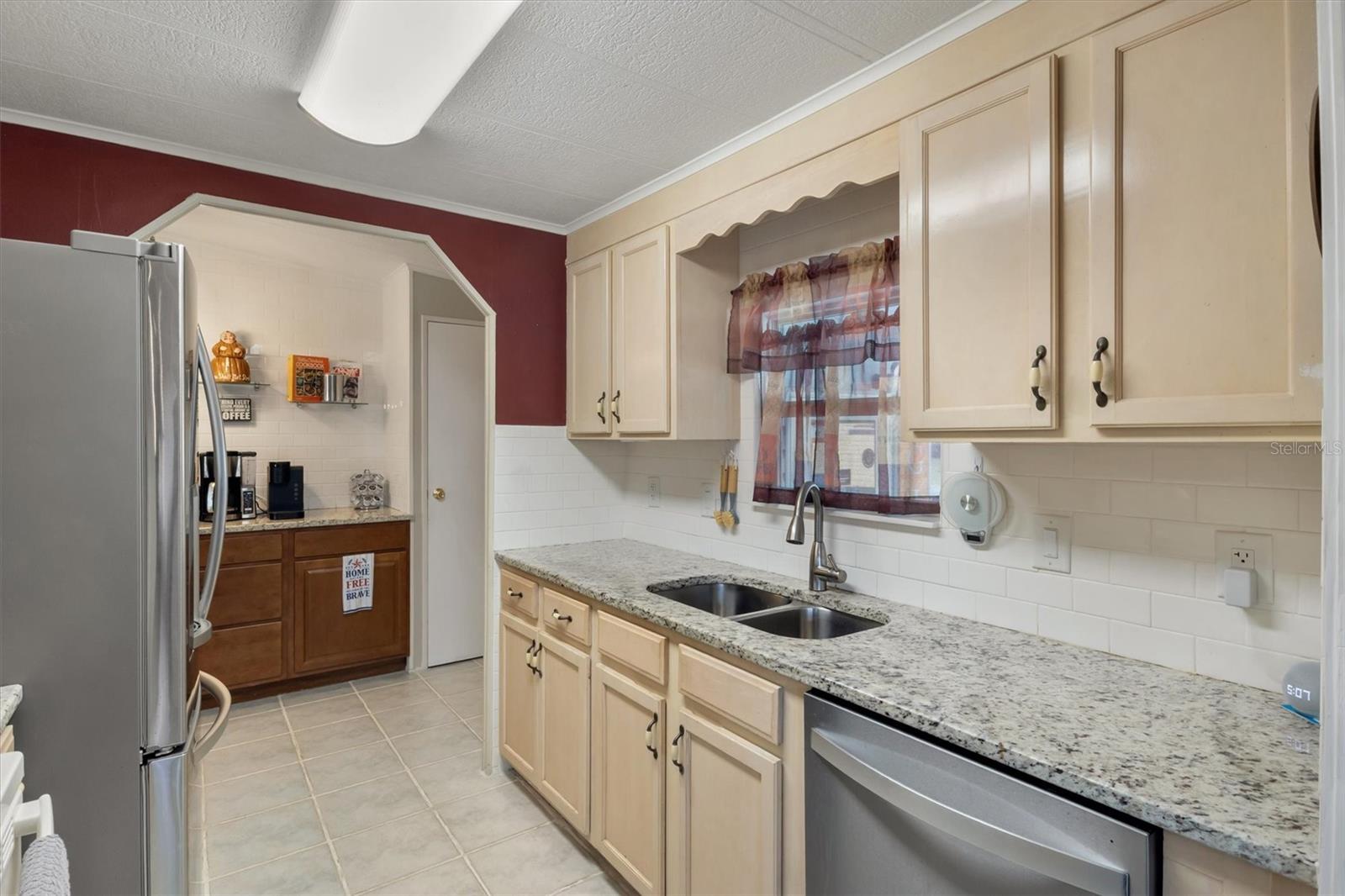 Image 11 of 47 For 4077 Rolling Oaks Drive