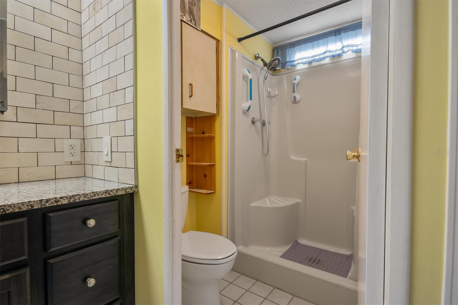 Image 21 of 47 For 4077 Rolling Oaks Drive