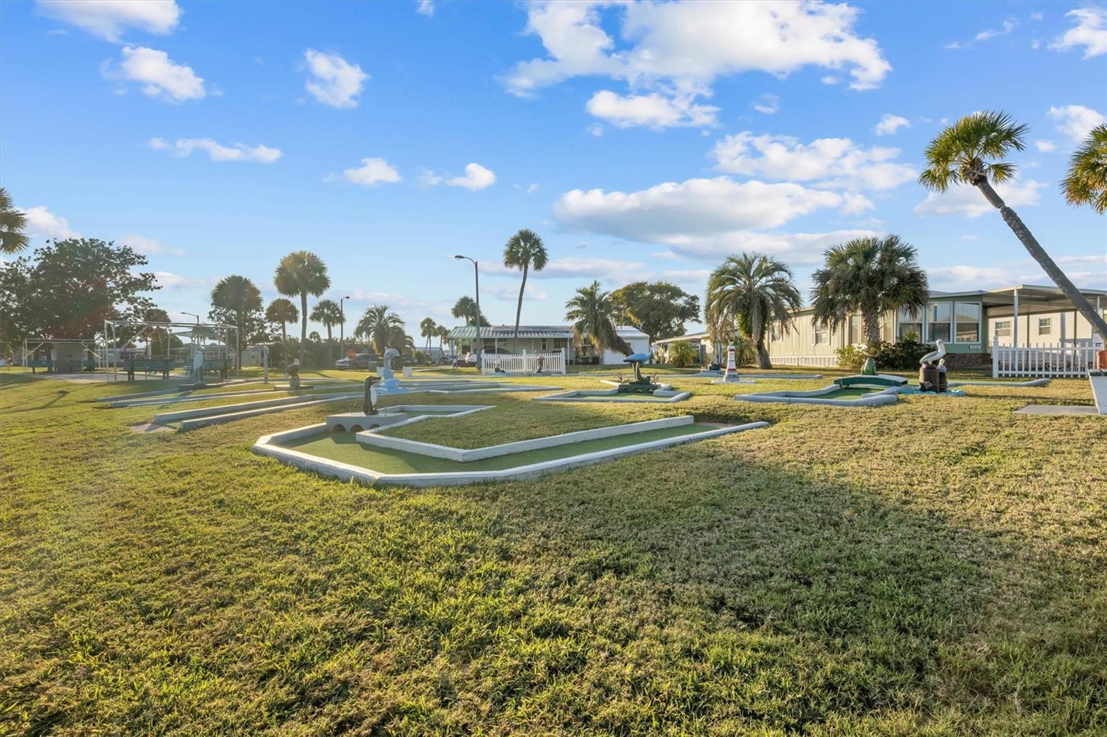 Image 39 of 47 For 4077 Rolling Oaks Drive