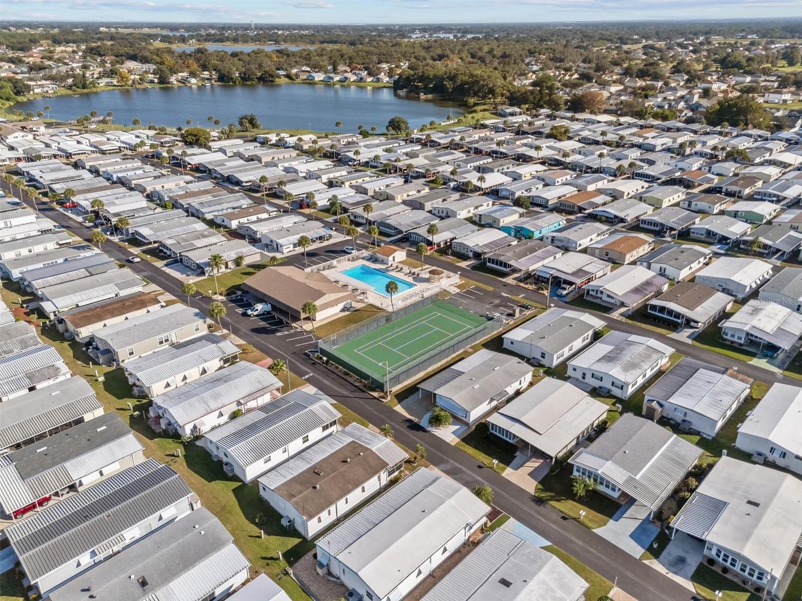 Image 41 of 47 For 4077 Rolling Oaks Drive