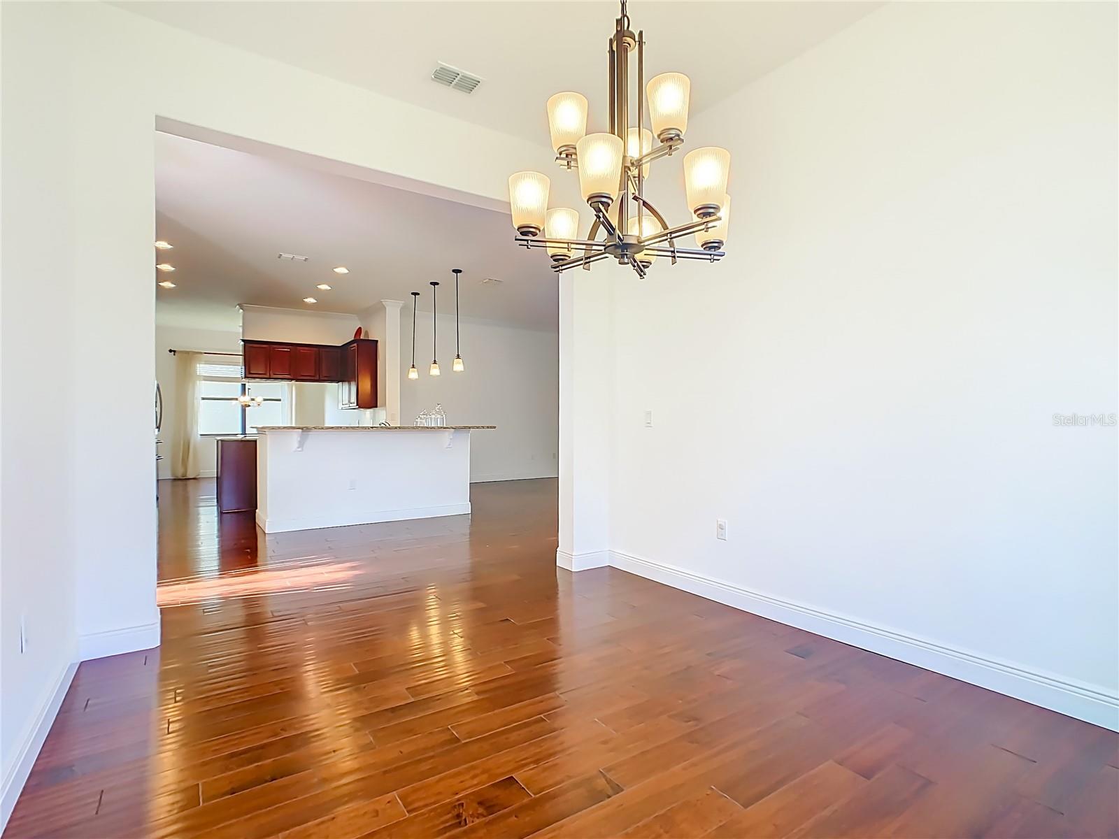 Image 24 of 61 For 650 Carmel Lane