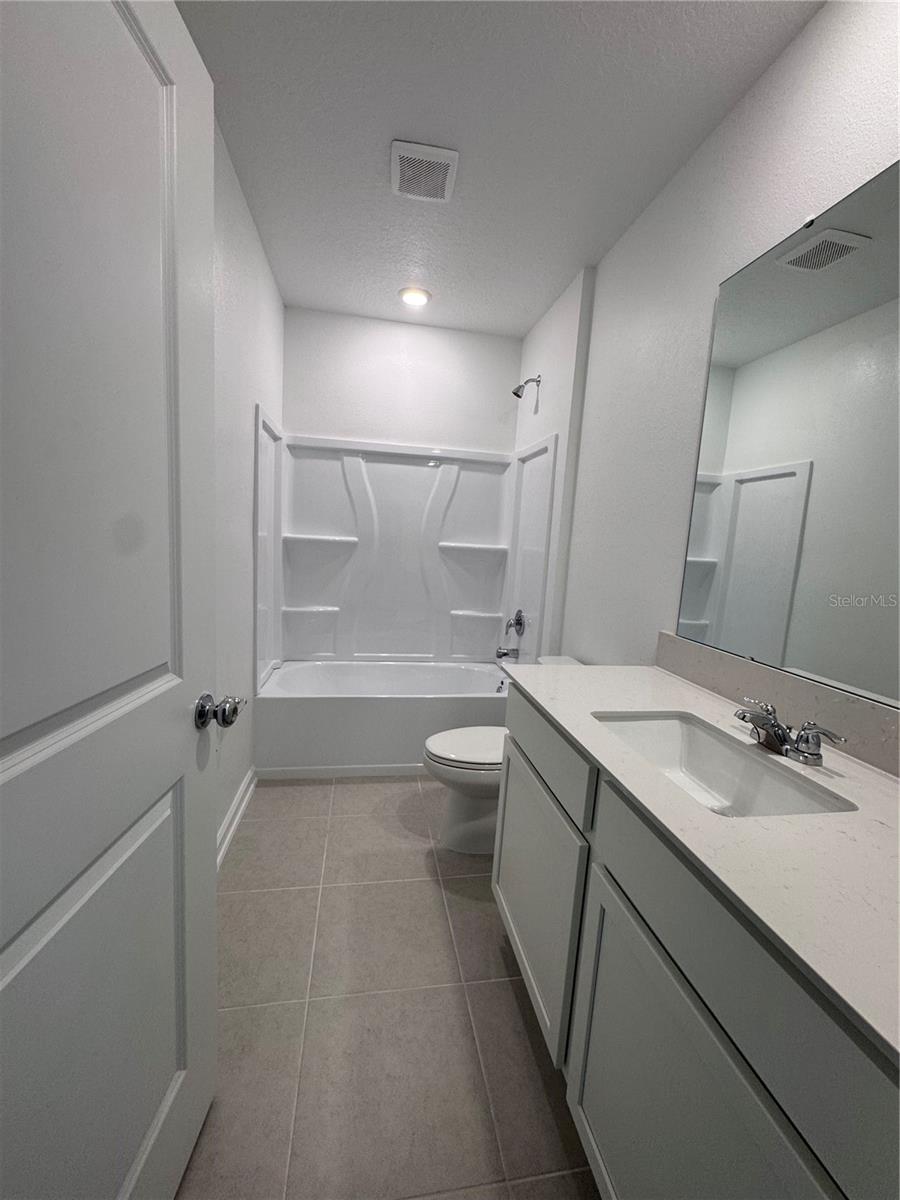 Image 8 of 14 For 7605 Gemstone Street