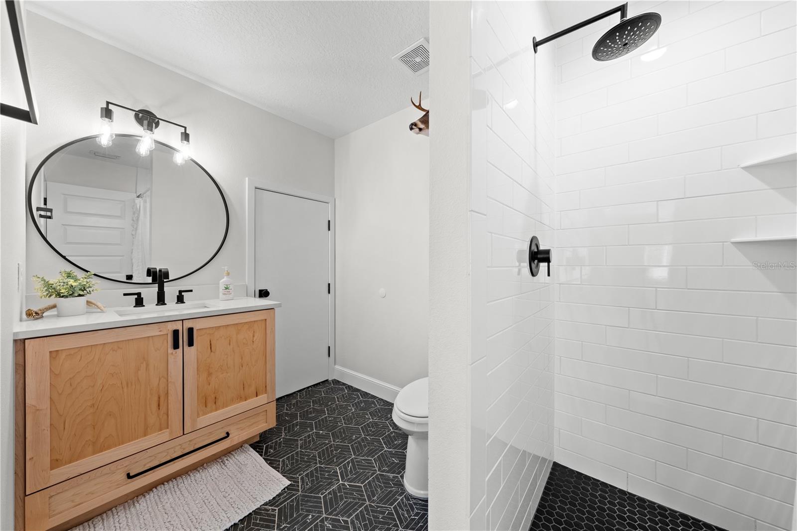 Image 26 of 55 For 6355 Jess Court