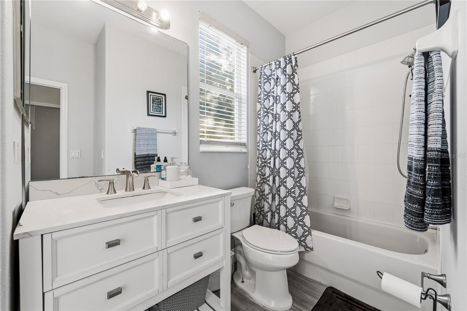 Image 17 of 43 For 13150 Moro Court