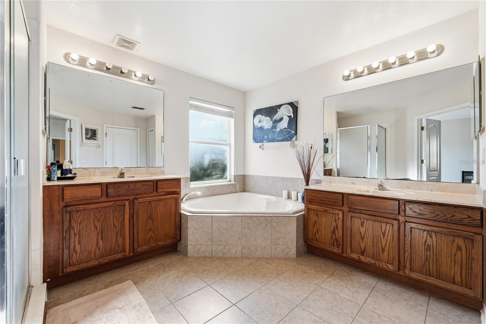 Image 25 of 43 For 13150 Moro Court