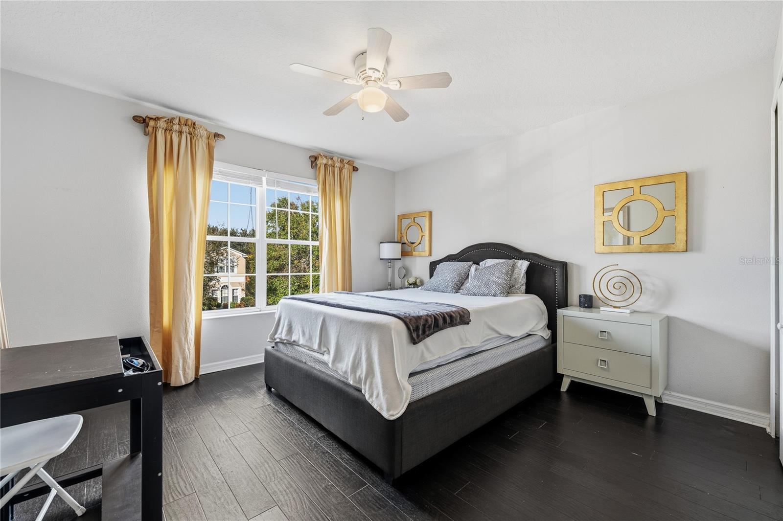 Image 33 of 43 For 13150 Moro Court