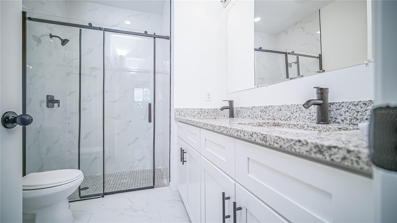 Image 15 of 30 For 1238 Virginia Avenue