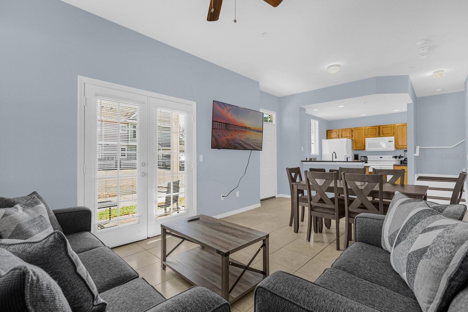 Image 7 of 42 For 4013 Venetian Bay Drive 107